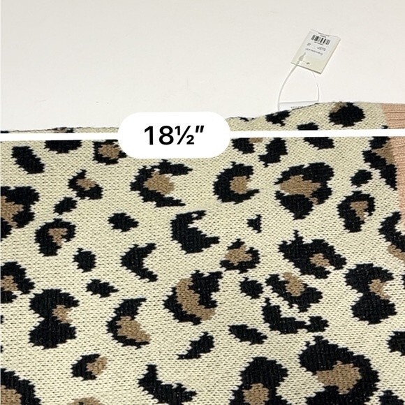 Francesca's Collections Gabreille Leopard Blush Scarf NWT - Picture 6 of 9